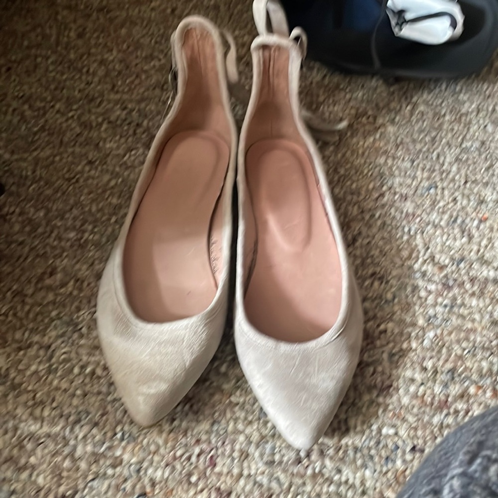 Joie ankle flats